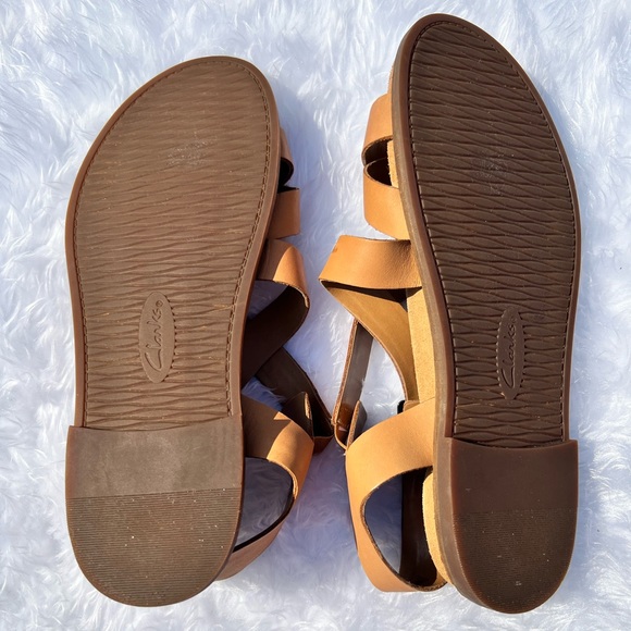 Clarks Corsio Bambi Sandals - Picture 10 of 12